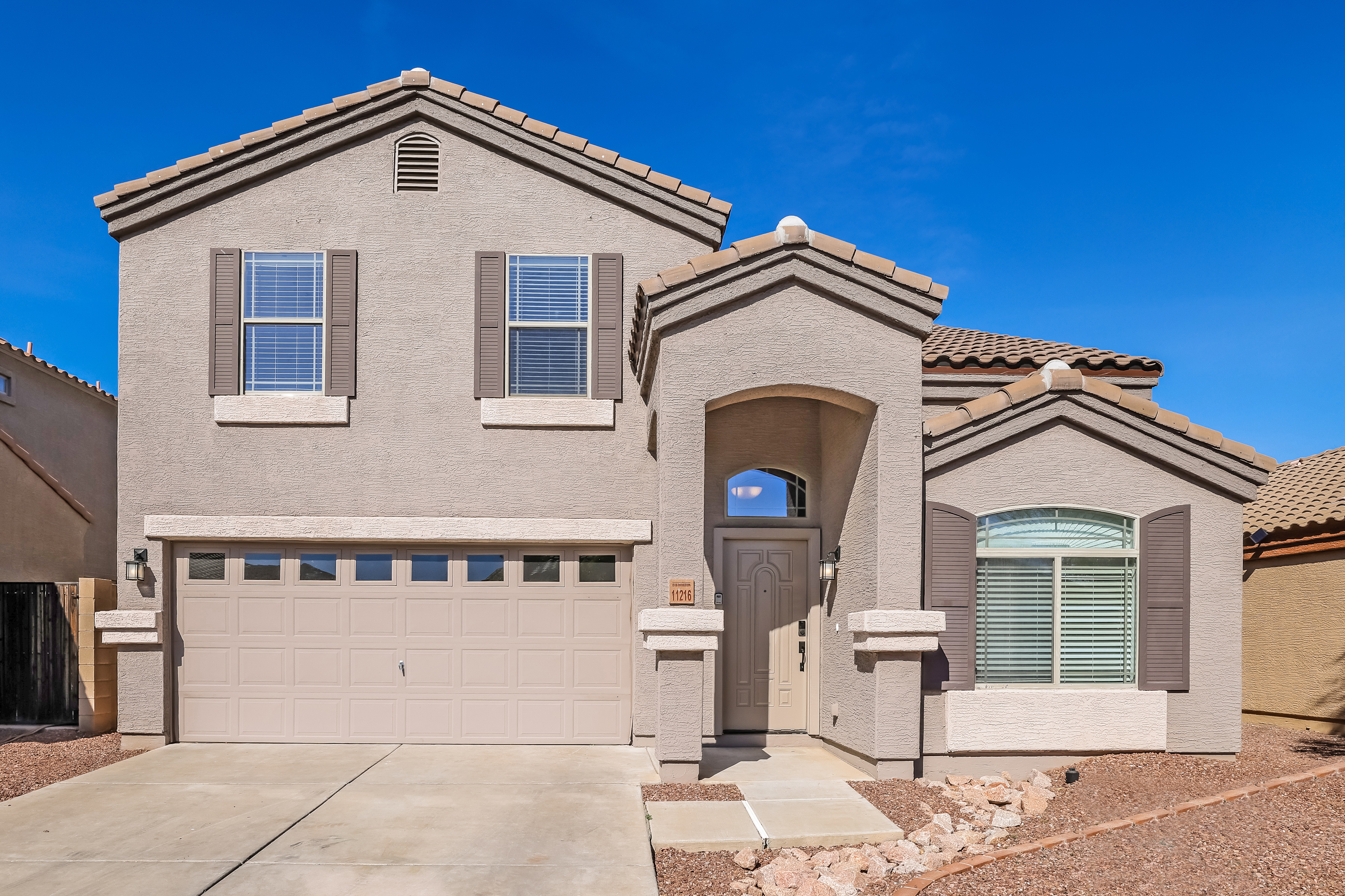 11216 W COLLEGE DR PHOENIX, AZ 85037